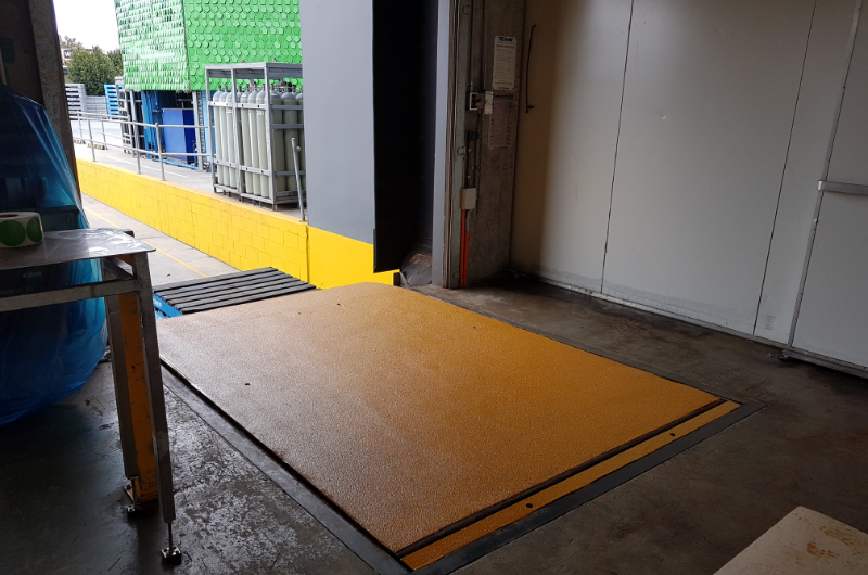 warehouse-floor-1 warehouse-floor-1